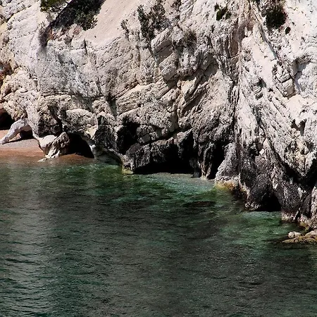Alba Del Gargano Hotel
