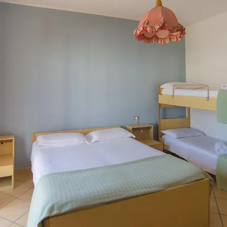Hotel Alba Del Gargano 3*
